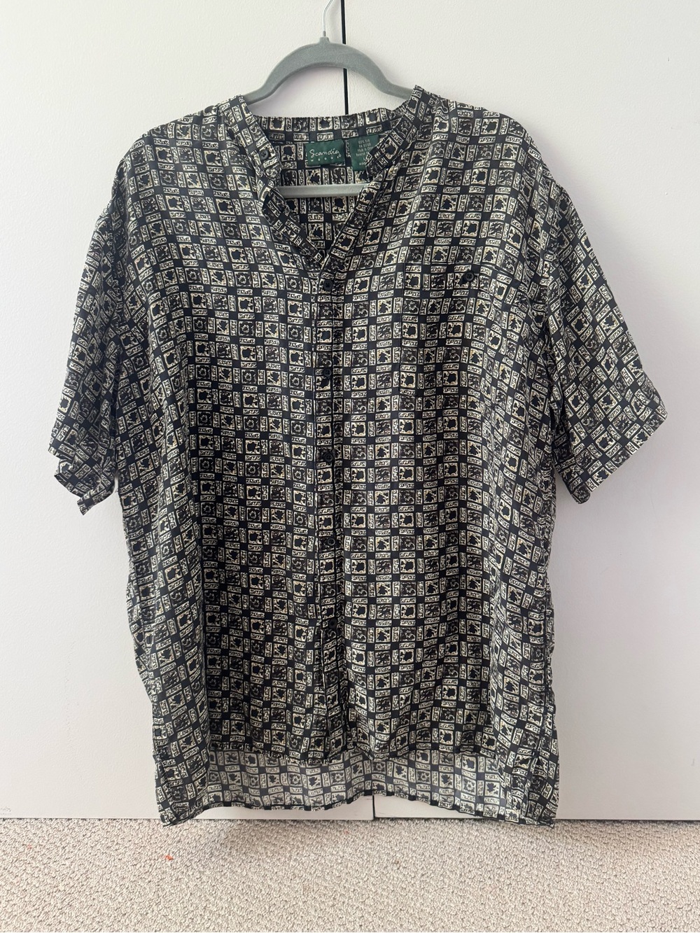 Scandia Woods Geometric Silk Button Up Shirt- L
